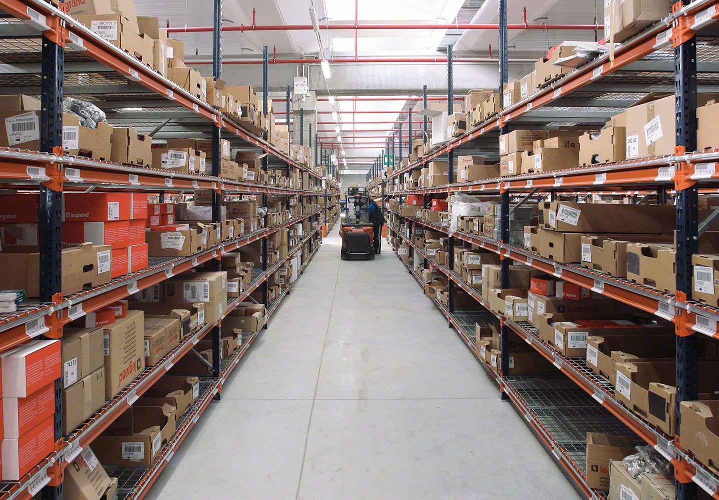 开云体育(中国)开云KaiYun SPORTS智慧安全用电-仓库库房方案